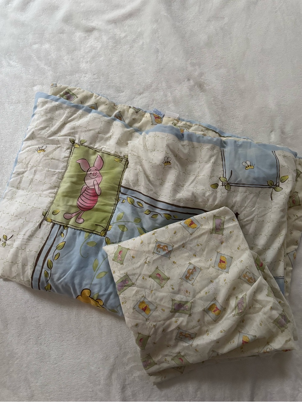 Vintage Disney Winnie the Pooh blanket and sheet set
